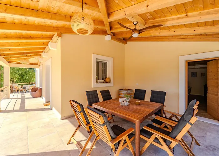 Volak Villa *